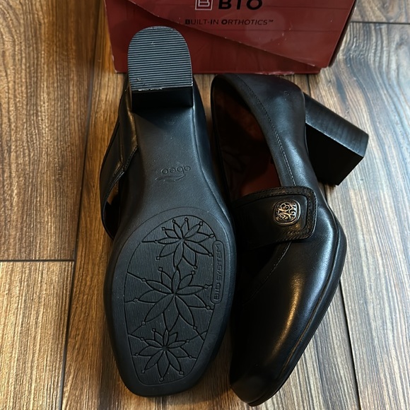 NEW Abeo Bio Ophelia Leather Chunky Block Heel Mary Jane Classic Pumps. Size 7 - Picture 6 of 11